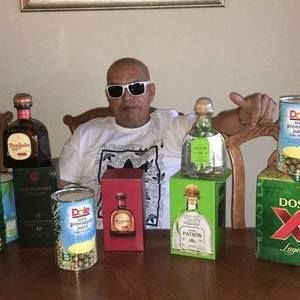 Meet your Posher, Rosendo